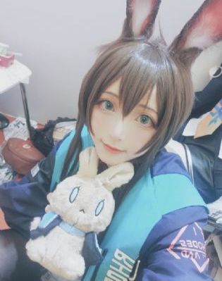 麻麻熟睡让我滑进去了_BD韩语免费在线观看